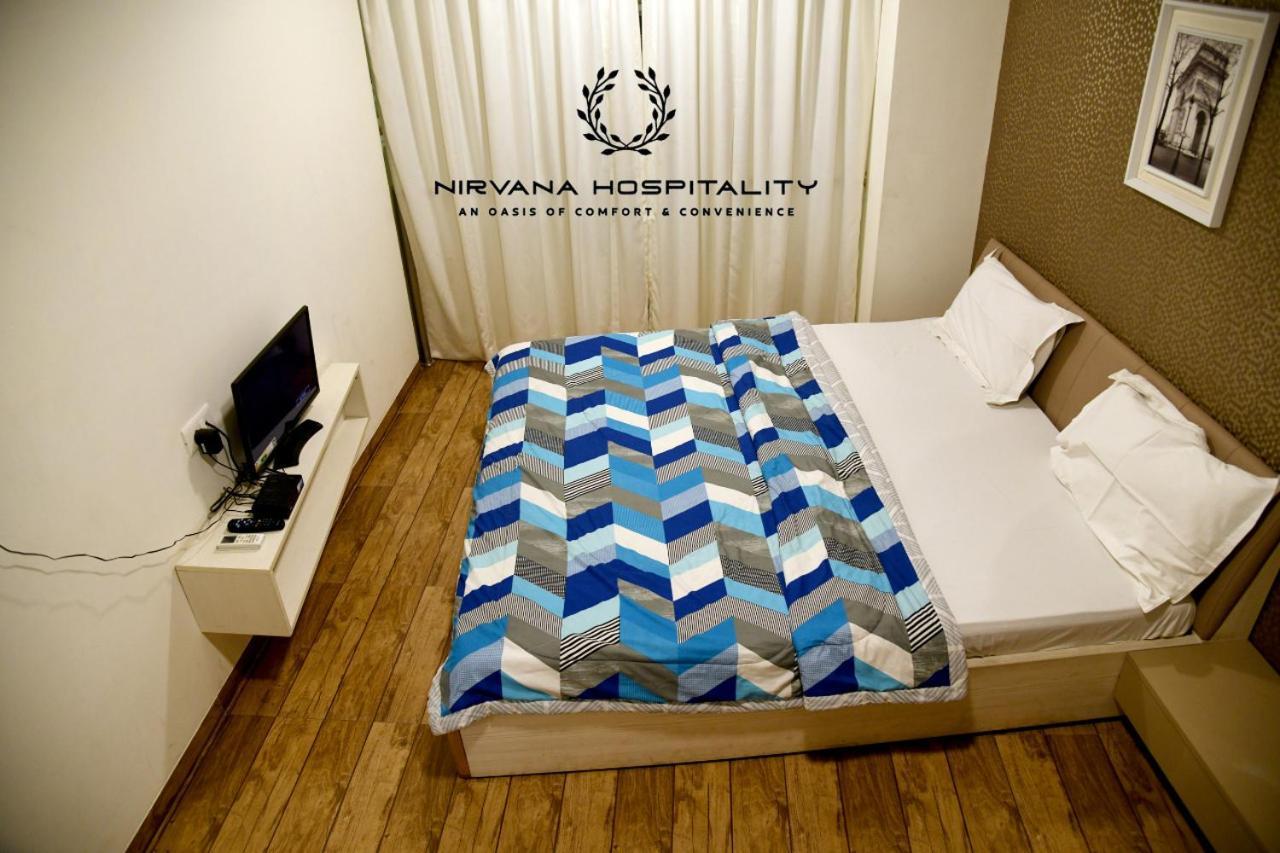 Rajhans Belliza Luxurious Studio Apartment Surat Eksteriør bilde