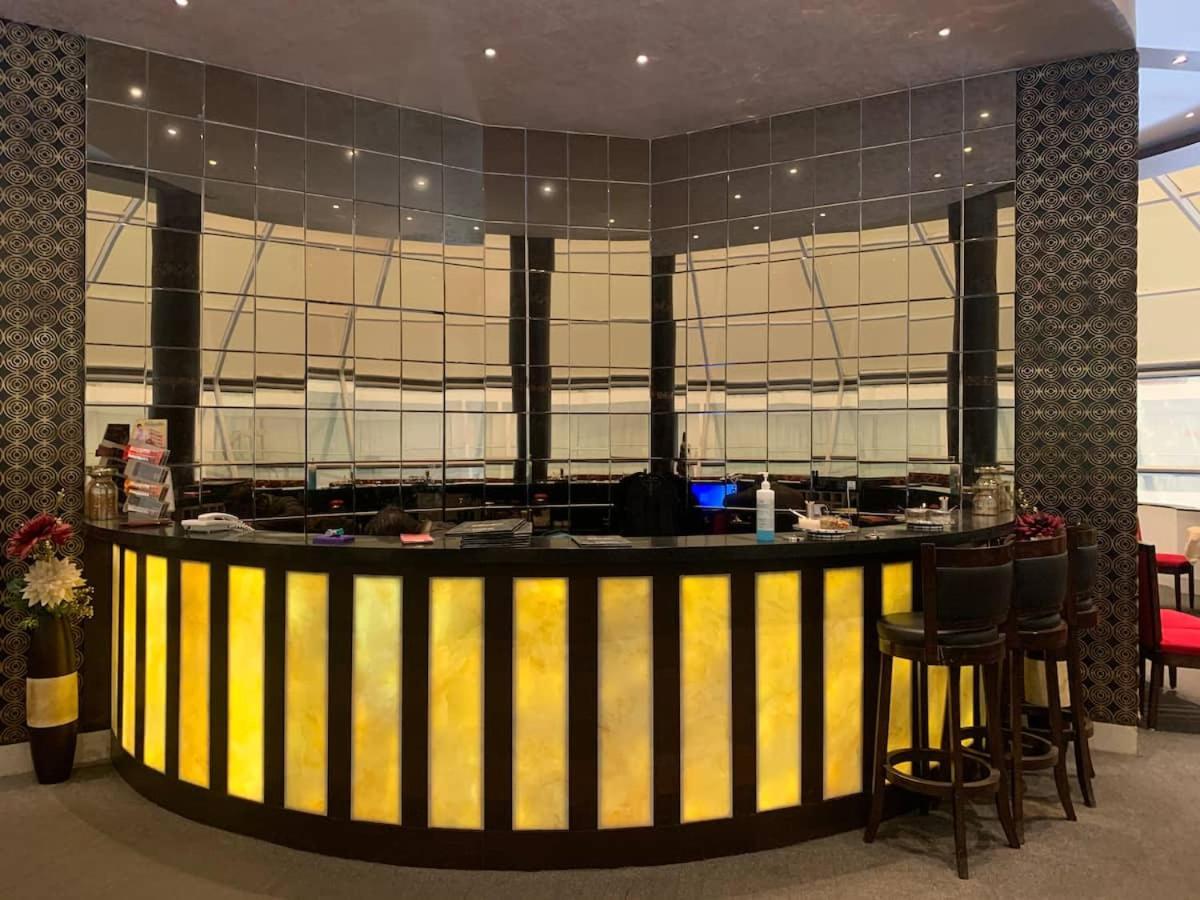 Rajhans Belliza Luxurious Studio Apartment Surat Eksteriør bilde